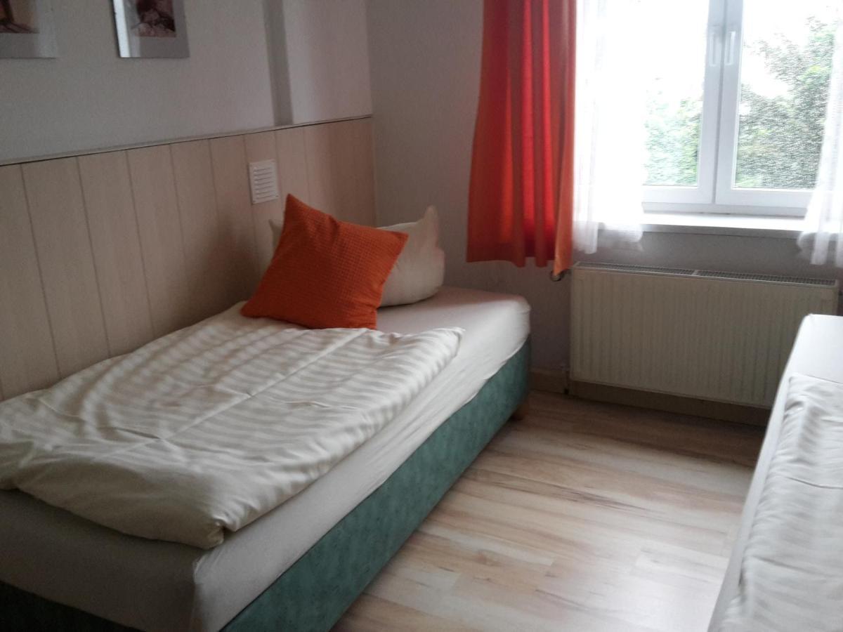 Ferienwohnung Dresden West Экстерьер фото